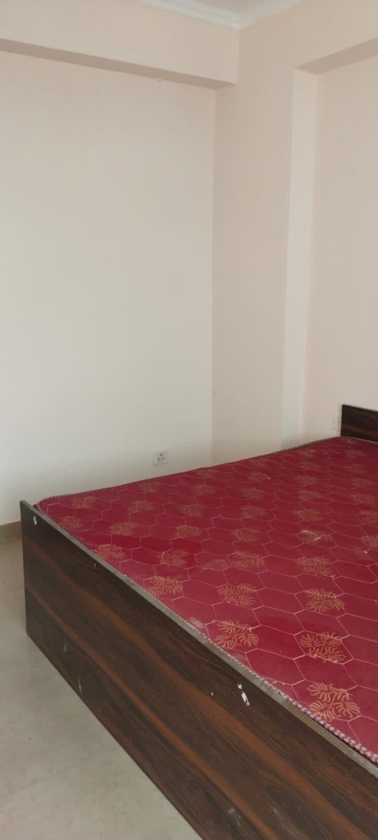 Room, paras-tierea 2 Bedroom 825 Sq.Ft. Apartment In Sector 137 Noida 9187947