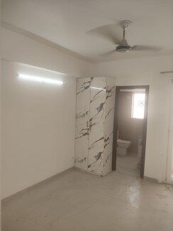 2 BHK + Pooja Room Apartment For Sale in Logix Blossom Greens
