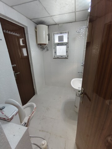  3 BHK Apartment at Sector 19b Dwarka – for Rent