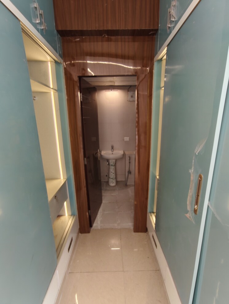 undefined, sector 19b dwarka 3 Bedroom 1800 Sq.Ft. Apartment In Sector 19b Dwarka Delhi 9188021