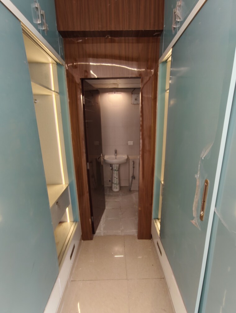 undefined, sector 19b dwarka 3 Bedroom 1800 Sq.Ft. Apartment In Sector 19b Dwarka Delhi 9188021