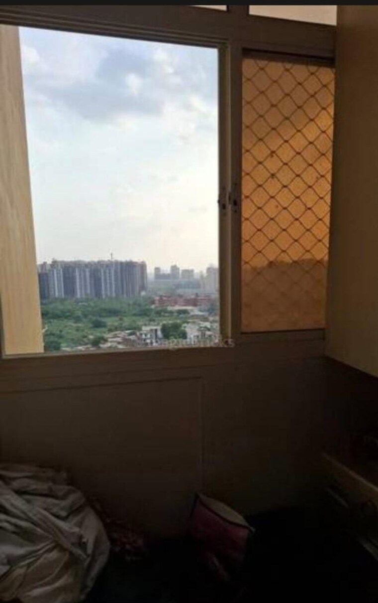 Room, bptp-eden-estate 4 Bedroom 272 Sq.Ft. Builder Floor In Sector 81 Faridabad 9188029