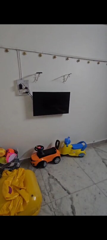 Living Room in 1 BHK Apartment at Kurla East – for Rent