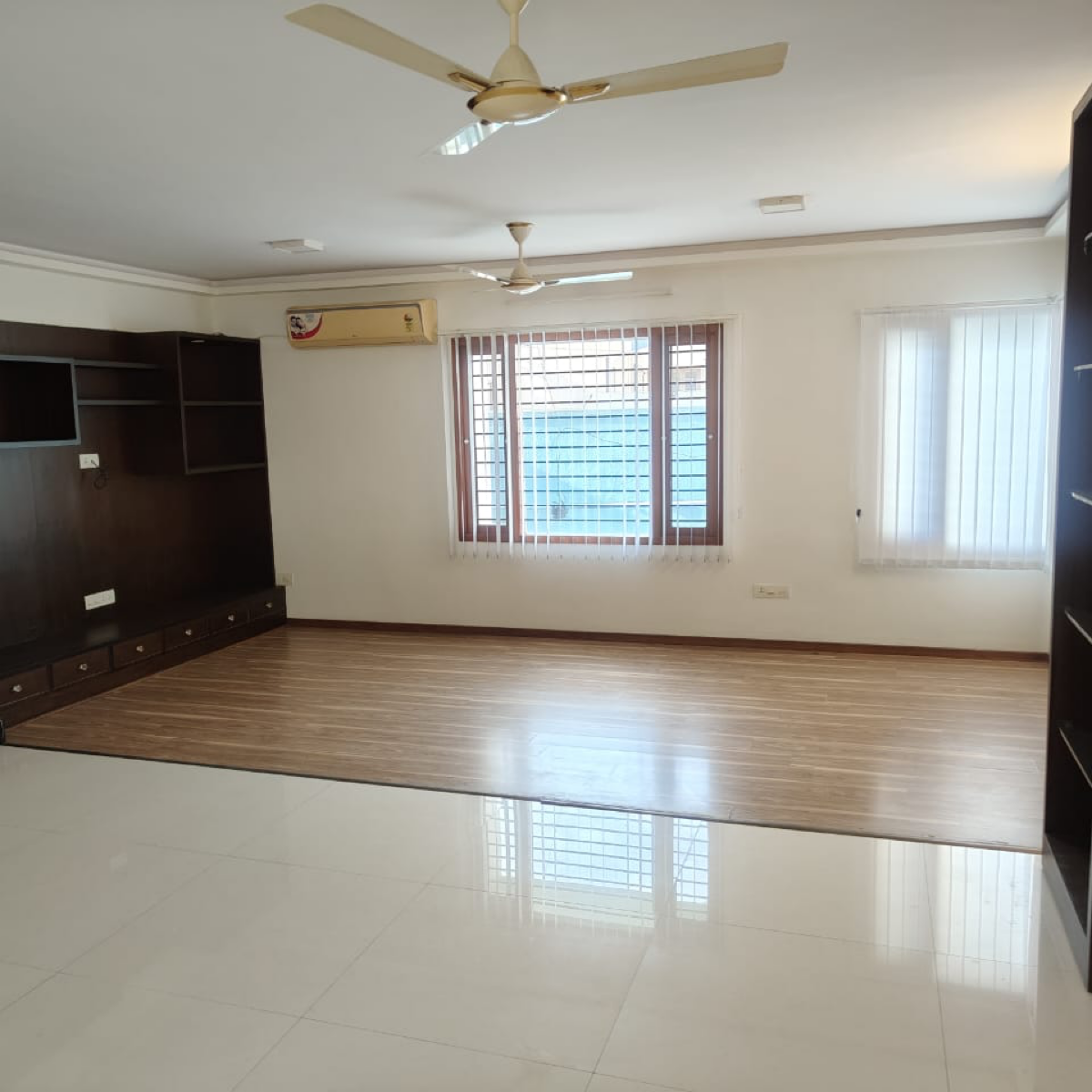 3 BHK Apartment For Rent in Cooke Town 