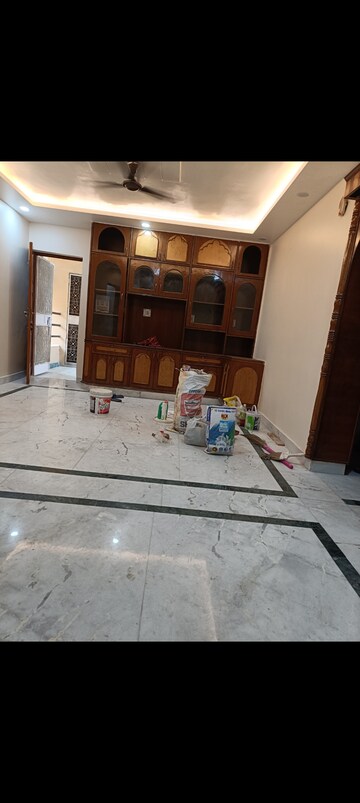 2.5 BHK Builder Floor For Rent in Mayur Vihar Phase 1