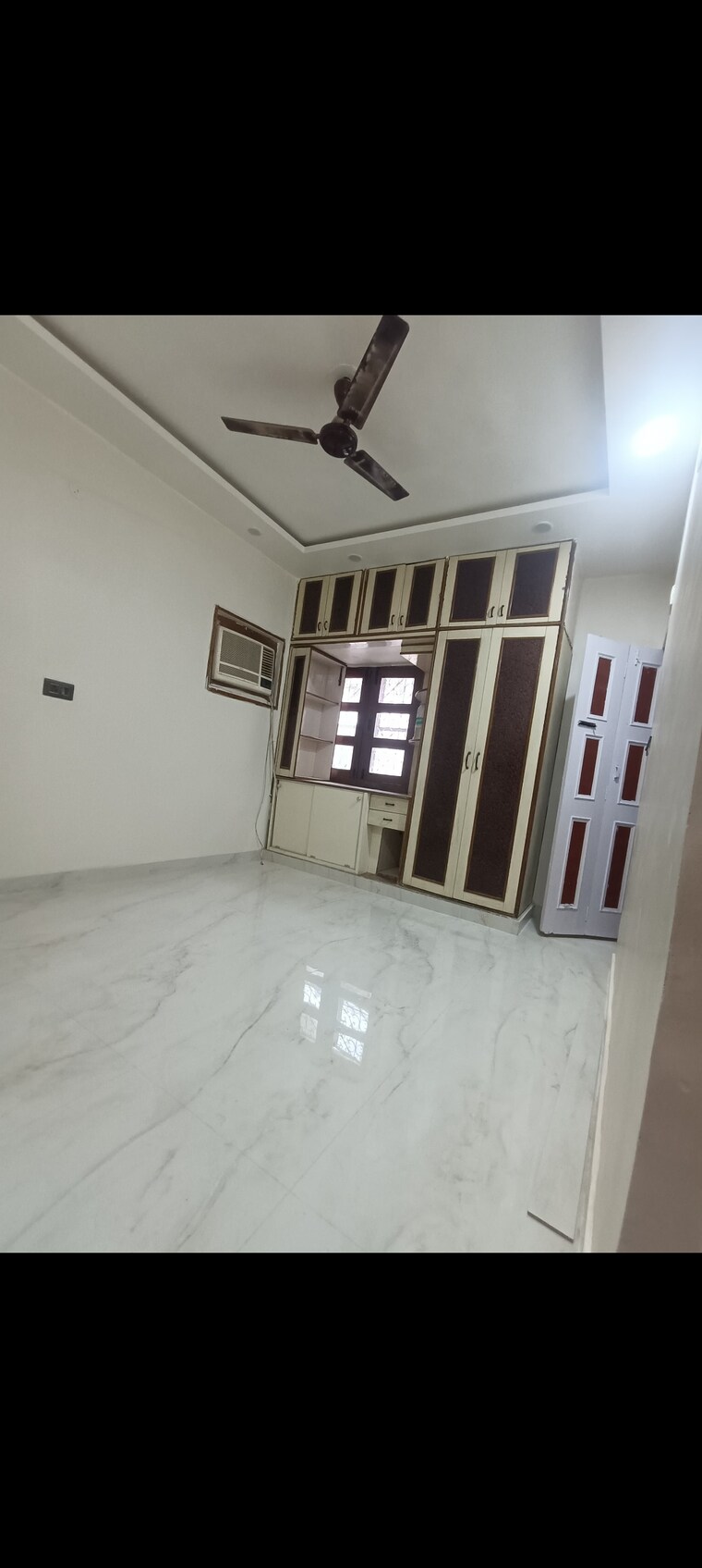 Room, mayur vihar phase 1 2.5 Bedroom 1450 Sq.Ft. Builder Floor In Mayur Vihar Phase 1 Delhi 9188061