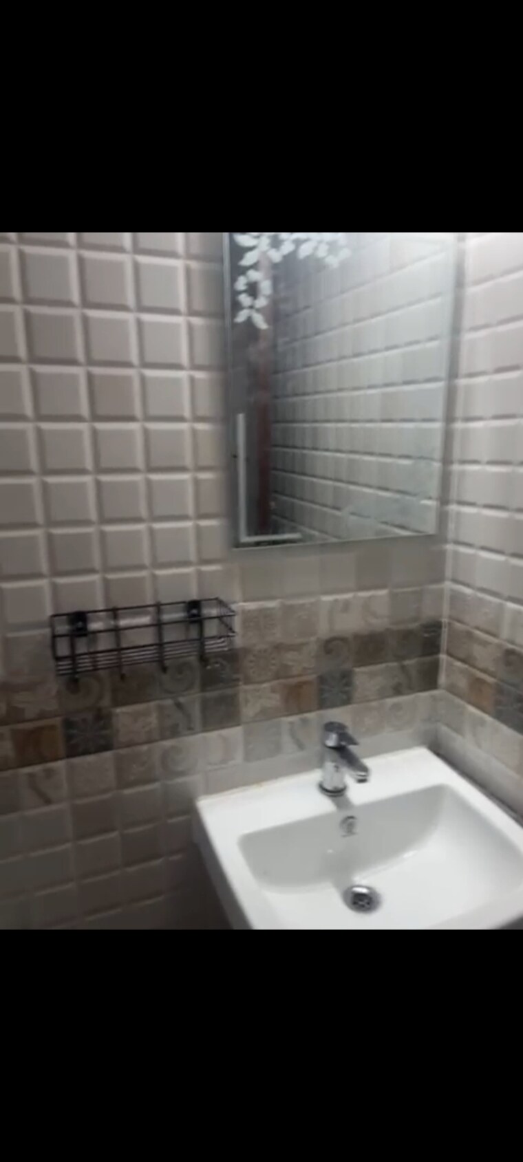 Bathroom, signature-global-park 2 Bedroom 845 Sq.Ft. Apartment In Sohna Sector 36 Gurgaon 9188054