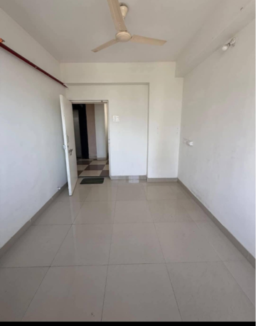  1 BHK Apartment at Fortune Heights Goregaon West, Goregaon West – for Rent
