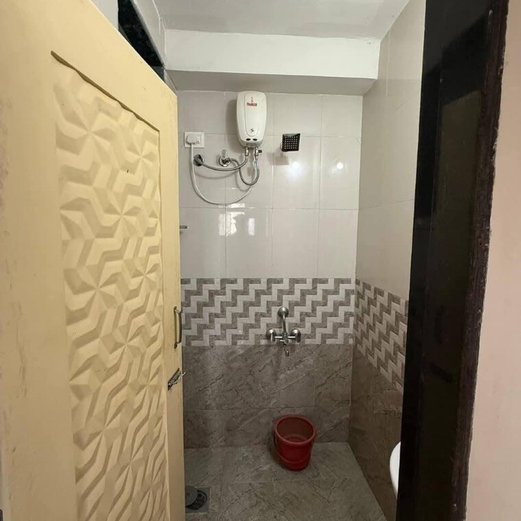 Bathroom, fortune-heights-goregaon-west 1 Bedroom 550 Sq.Ft. Apartment In Goregaon West Mumbai 9188066