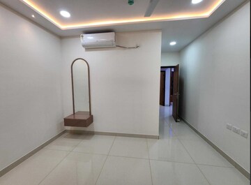 Room in 3 BHK Apartment at Prestige Tranquil, Kokapet – for Rent