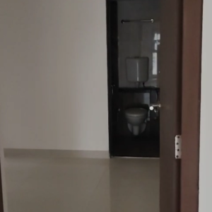 Furnished Amenities in 2 BHK Apartment at Worli Residency, Kamala Mill – for Sale