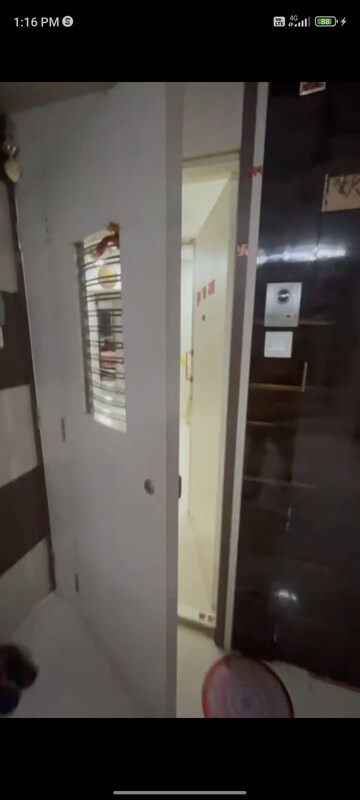 Building Lobby in 2 BHK Apartment at Bhoomi CHS, Ghatkopar West – for Rent
