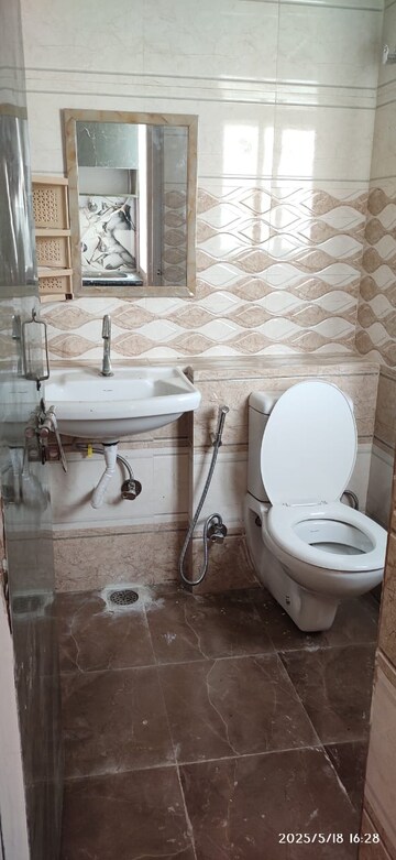 Bathroom in 2 BHK Apartment at Suncity Avenue 102, Sector 102 – for Rent