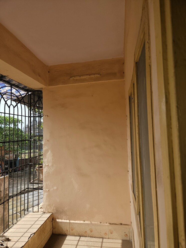 Balcony, ulhasnagar 2 Bedroom 825 Sq.Ft. Apartment In Ulhasnagar Thane 9187571