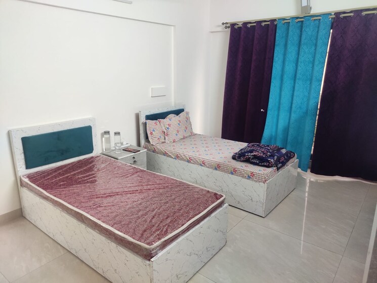 Bedroom, goregaon west Pg For Boys & Girls In Goregaon West 9188134