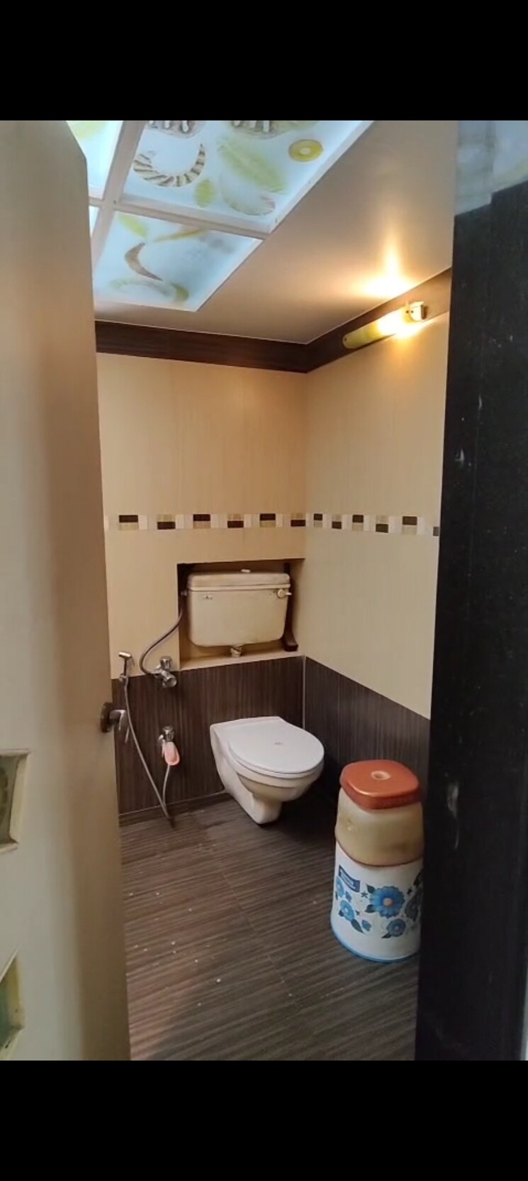 Team Area, ram-kripa-building 3 Bedroom 1200 Sq.Ft. Apartment In Parel Mumbai 9188146