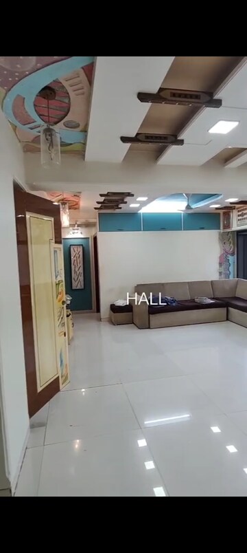 Bedroom in 3 BHK Apartment at Ram Kripa Building, Parel – for Rent