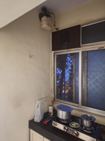 Furnished Amenities in 1.5 BHK Apartment at Manish Darshan Andheri, Andheri East – for Rent