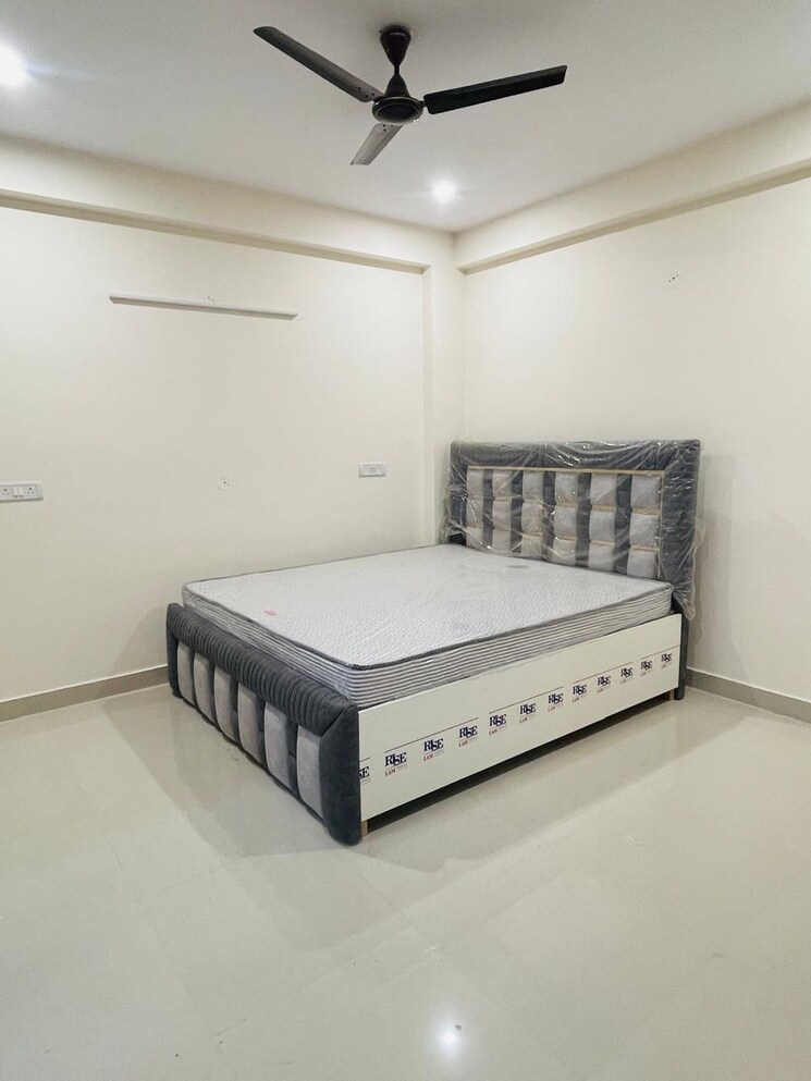 Bedroom, rwa-apartments-sector-26 1.5 Bedroom 1200 Sq.Ft. Independent House In Sector 26 Noida 9188156