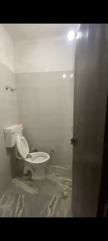 Bathroom in 2 BHK Builder Floor at Ansal Palam Triangle, Palam Vihar Extension – for Rent