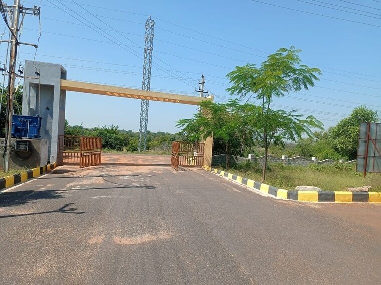 Garden, vasudaika-cosmo-celesse  160 Sq.Yd. Plot In Nazdik Singaram Hyderabad 9188185
