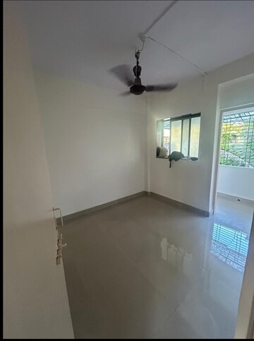 Room in 2 BHK Apartment at Dombivli East – for Rent