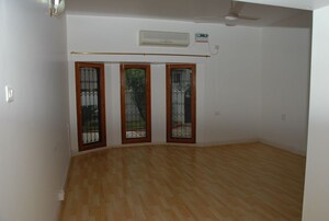 Room in 6 BHK Independent House at Indiranagar – for Sale