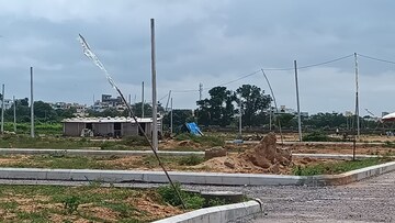  Plot For Sale in Kadthal