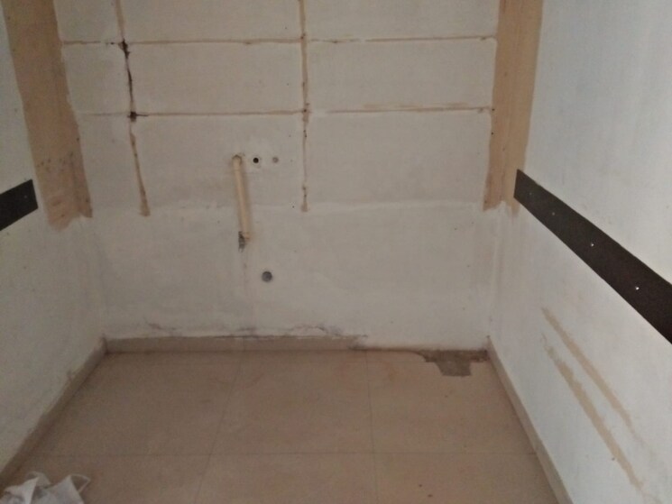 Bathroom, kk-tower-parel Commercial Shop 250 Sq.Ft. In Parel Mumbai 9188229