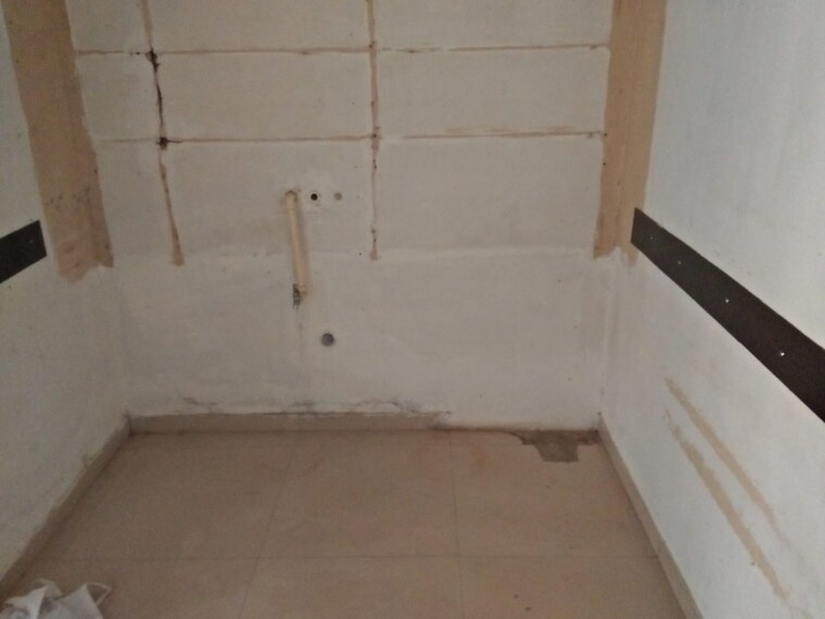 Bathroom, kk-tower-parel Commercial Shop 250 Sq.Ft. In Parel Mumbai 9188229