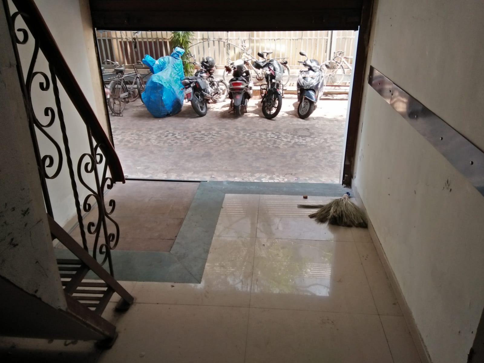 Retail Shop For Rent in KK Tower Parel