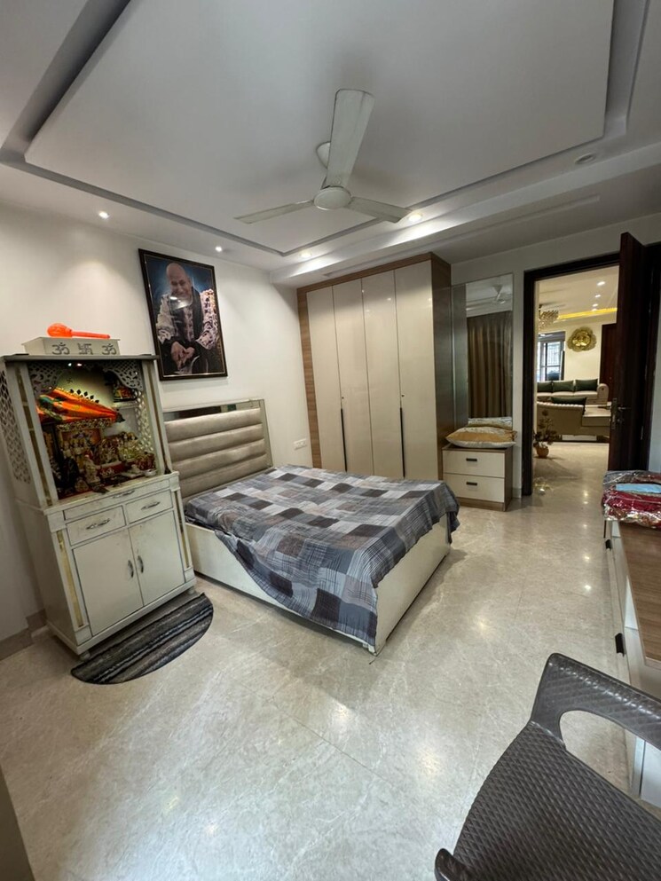 Bedroom, navbharat-apartments 3 Bedroom 1450 Sq.Ft. Apartment In Paschim Vihar Delhi 9188242