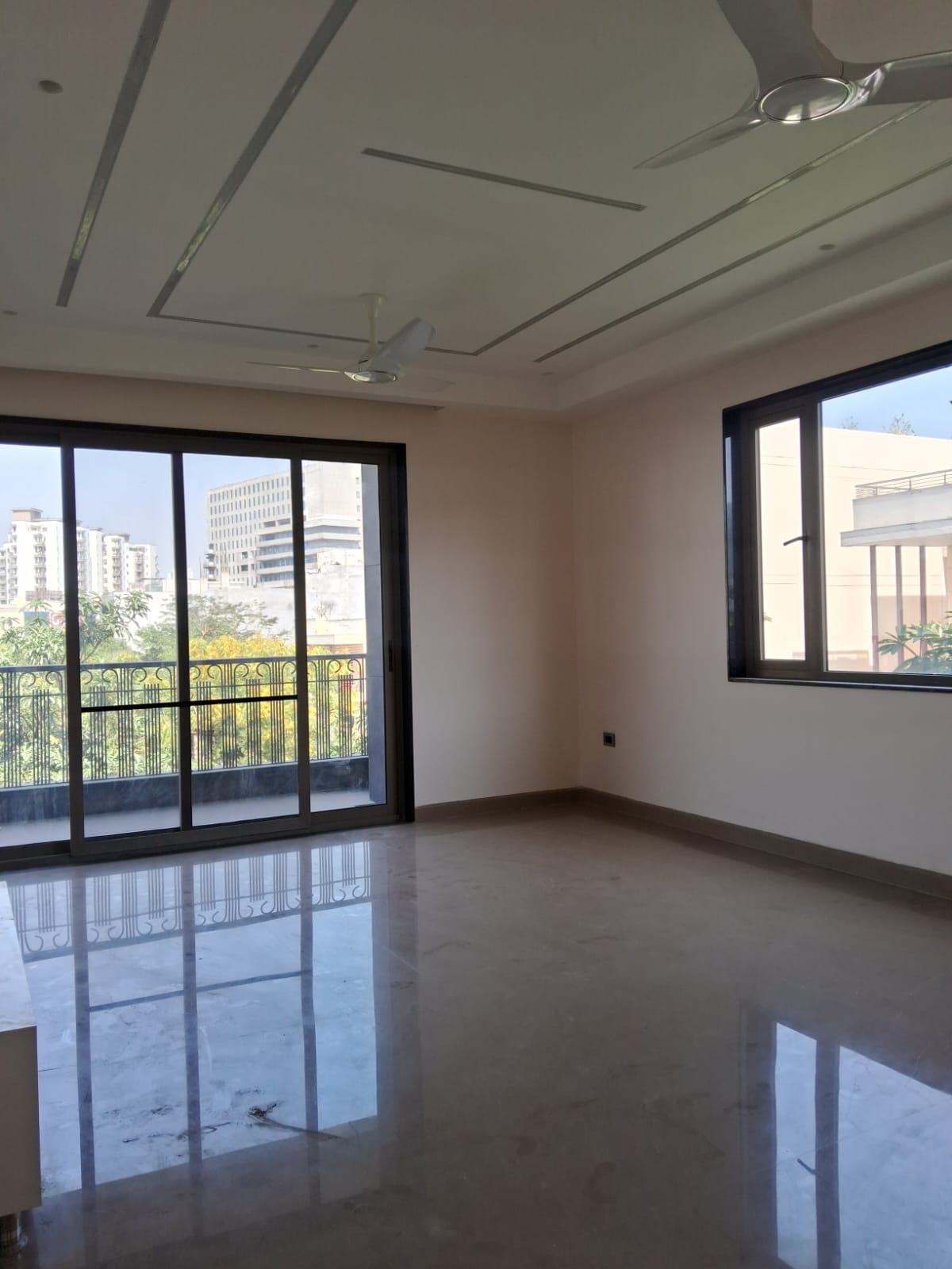 4 BHK + Servant Room Builder Floor For Rent in Builder Floor Sector 57 