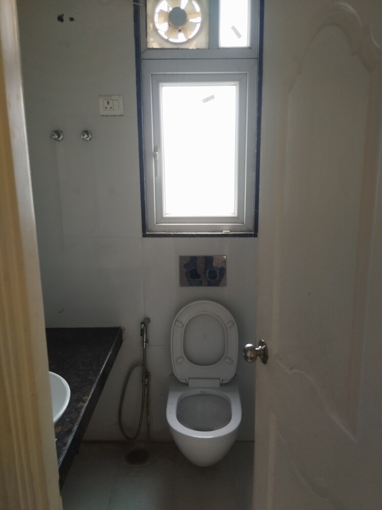 Bathroom, chandra-panorama 2 Bedroom 1240 Sq.Ft. Apartment In Sushant Golf City Lucknow 9188281