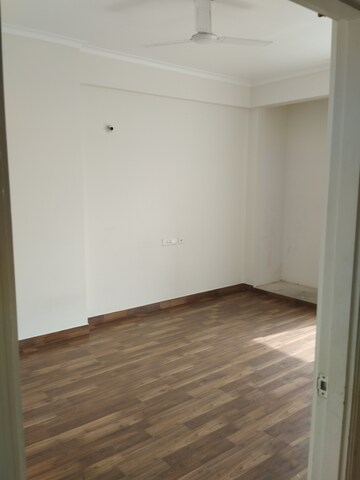 Room in 2 BHK Apartment at Chandra Panorama, Sushant Golf City – for Rent