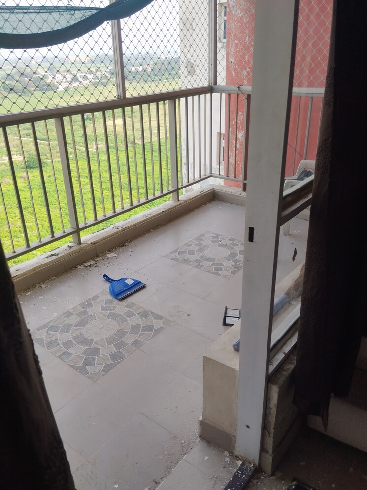 Balcony, bbd-green-city-sun-breeze-apartments 3.5 Bedroom 1955 Sq.Ft. Apartment In Gomti Nagar Lucknow 9188289