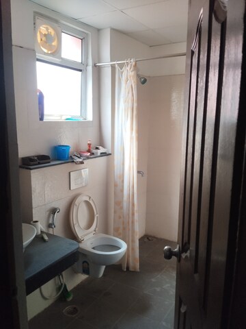 Bathroom in 3.5 BHK Apartment at BBD Green City Sun Breeze Apartments, Gomti Nagar – for Rent