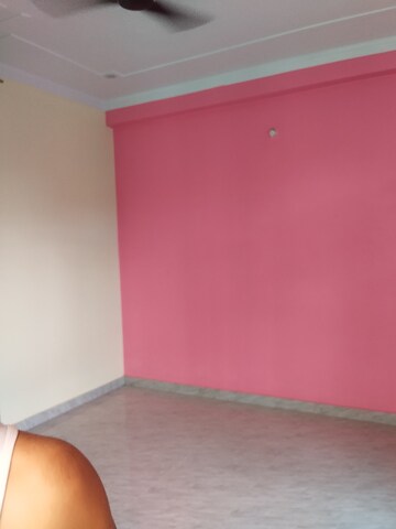 Room in 2 BHK Independent House at Gomti Nagar – for Rent