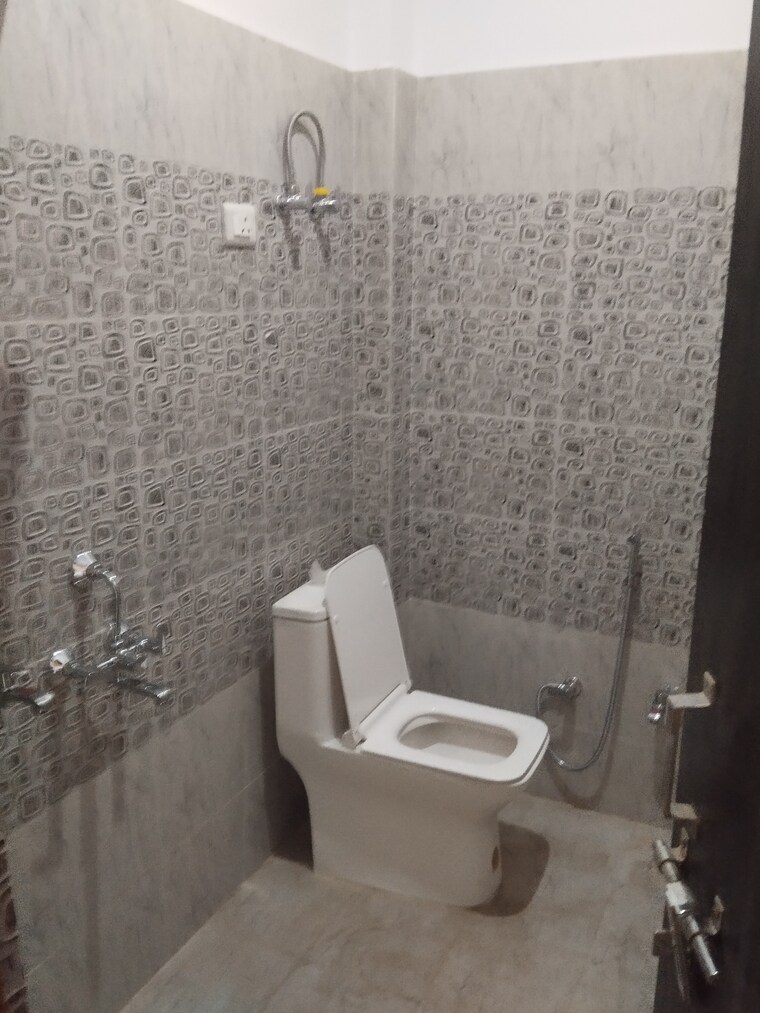 Bathroom, gomti nagar 2 Bedroom 1250 Sq.Ft. Independent House In Gomti Nagar Lucknow 9188295