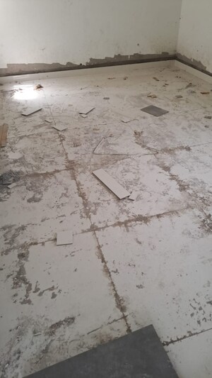 Room in 3 BHK Villa at Rameshwar Banda – for Sale