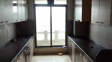 Room in 3.5 BHK Apartment at Moreshwar 19 East, Nerul – for Sale