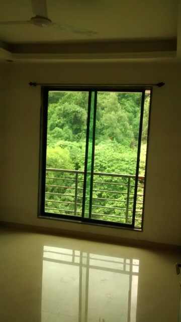 Room in 3.5 BHK Apartment at Moreshwar 19 East, Nerul – for Sale