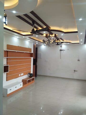 Furnished Amenities in 3 BHK Apartment at BBD Green City Sun Breeze Apartments, Gomti Nagar – for Rent
