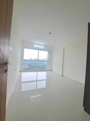 Room in 3.5 BHK Apartment at Moreshwar 19 East, Nerul – for Rent