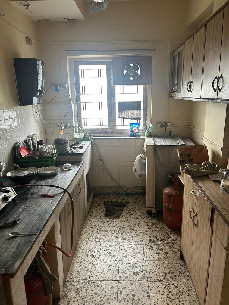 Team Area, malad east Pg For Boys In Malad East 9188338