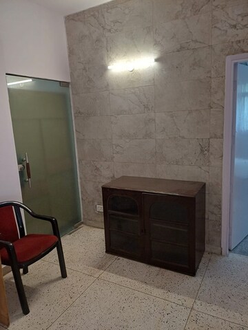 Master Bedroom in 2 BHK Apartment at Mayur Vihar Phase 1 – for Rent