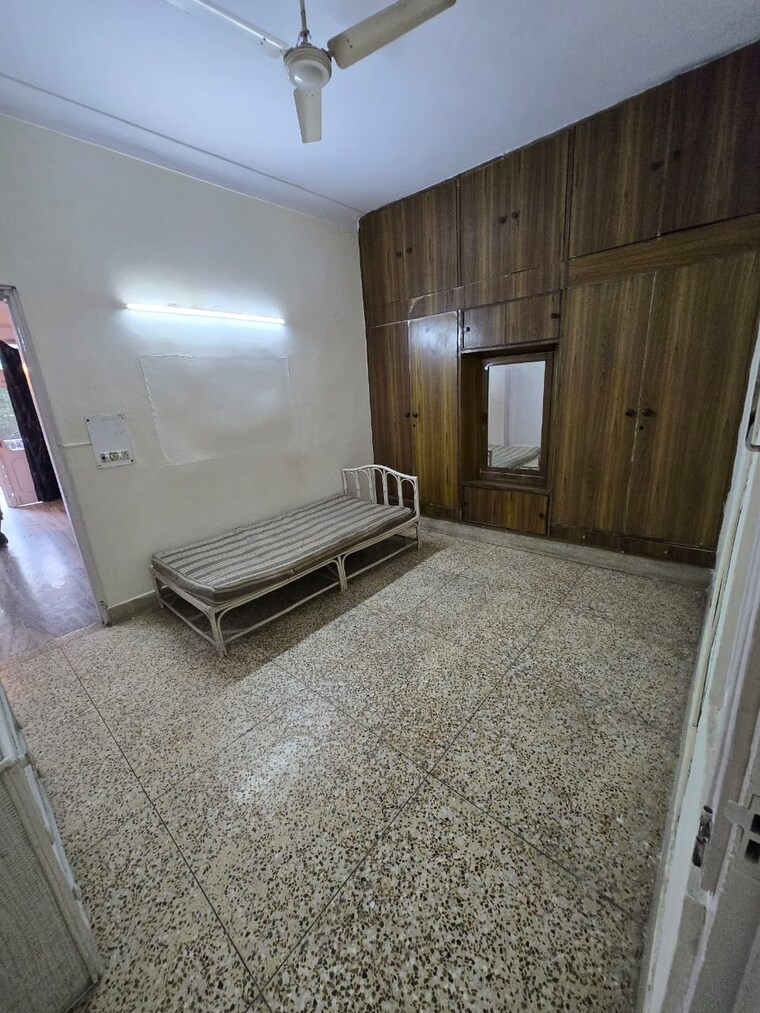 Living Room, lajpat nagar 4 2 Bedroom 1000 Sq.Ft. Builder Floor In Lajpat Nagar 4 Delhi 9188428