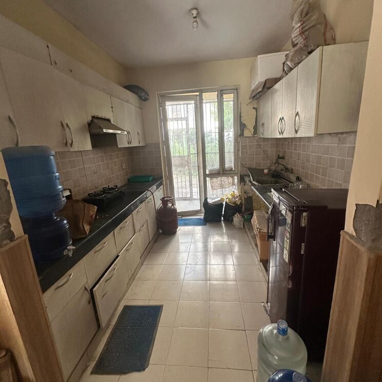 Kitchen, sector 81 3 Bedroom 225 Sq.Ft. Apartment In Sector 81 Faridabad 9188461