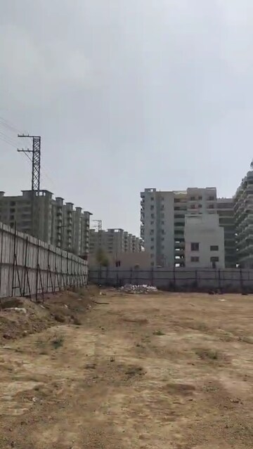  Plot For Sale in Madhapur
