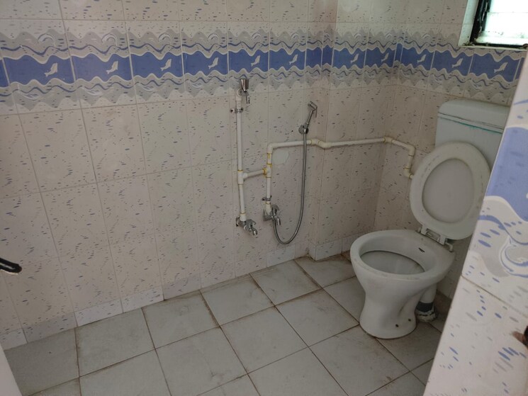 Bathroom, manibandh-park-chs 2 Bedroom 1000 Sq.Ft. Apartment In Anand Nagar Pune 9188533